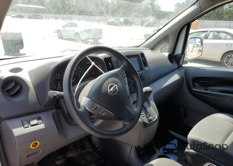 2020 Nissan Nv200 2.5S z USA, uszkodzony, nr VIN 3N6CM0KN2LK700669